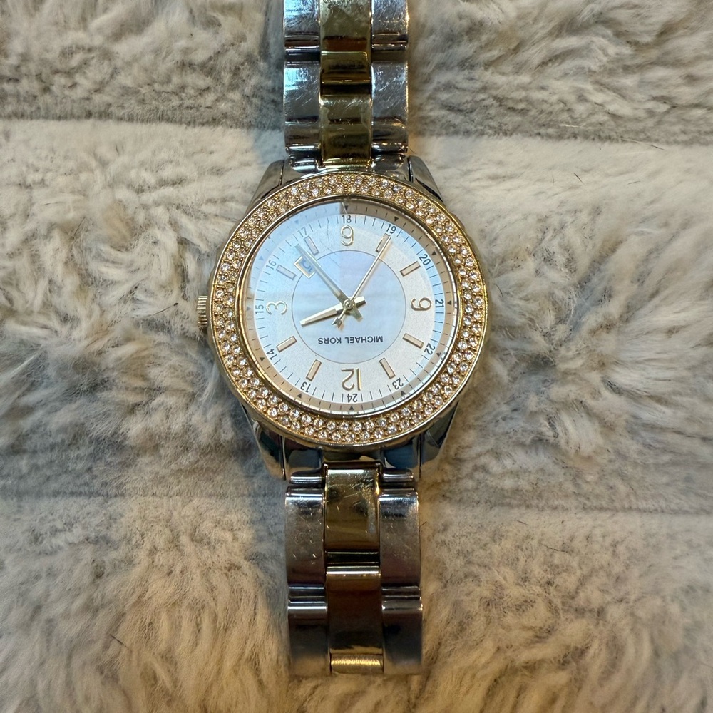 Michael Kors Silver Women's Watch needs battery
